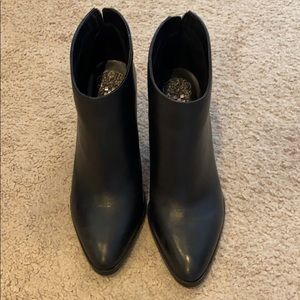 Vince Camuto, 4 inch Ankle Bootie, Black, Size 8.5